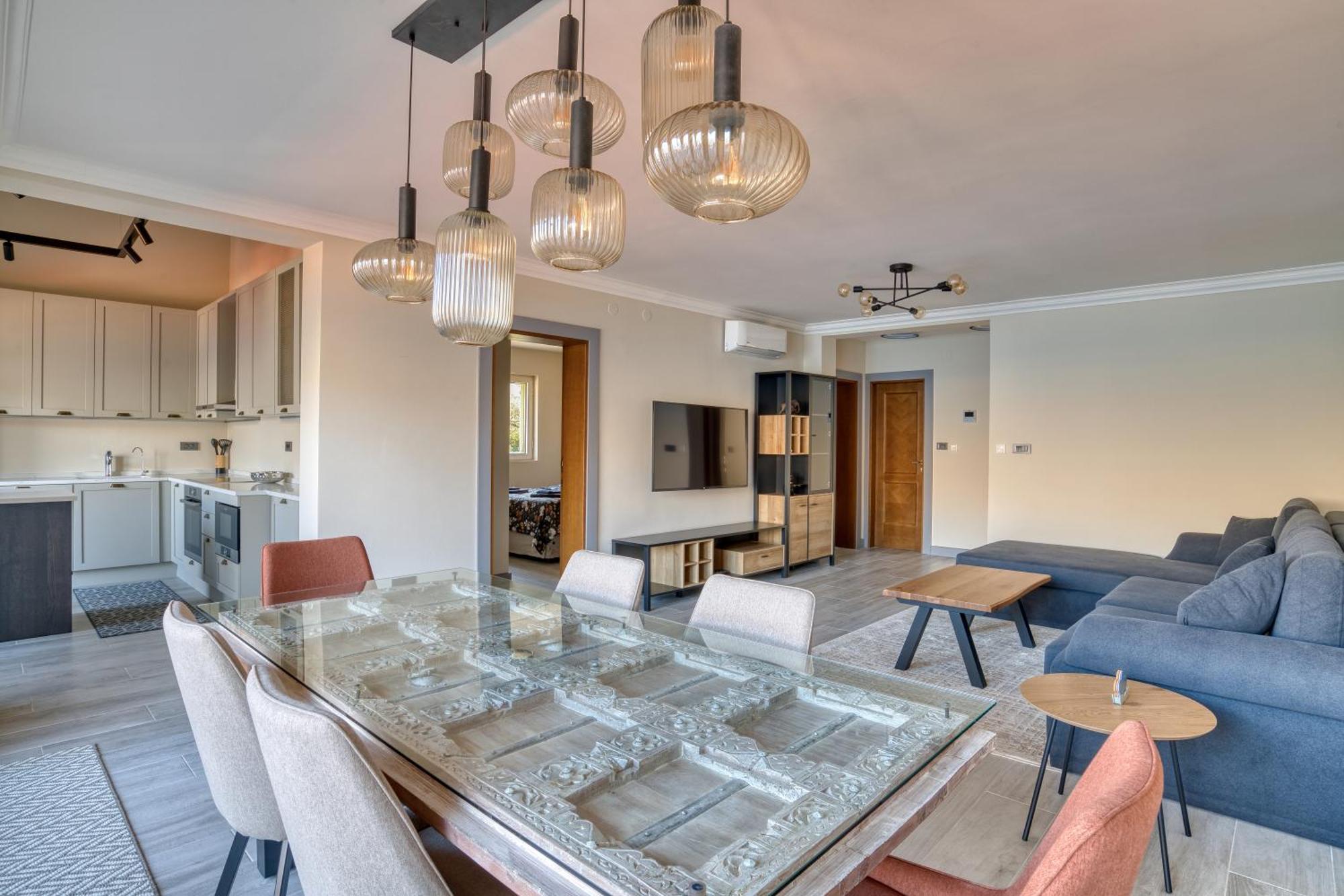 Luxurious 3-Bedroom Apartment By Mn Property Kotor Zewnętrze zdjęcie