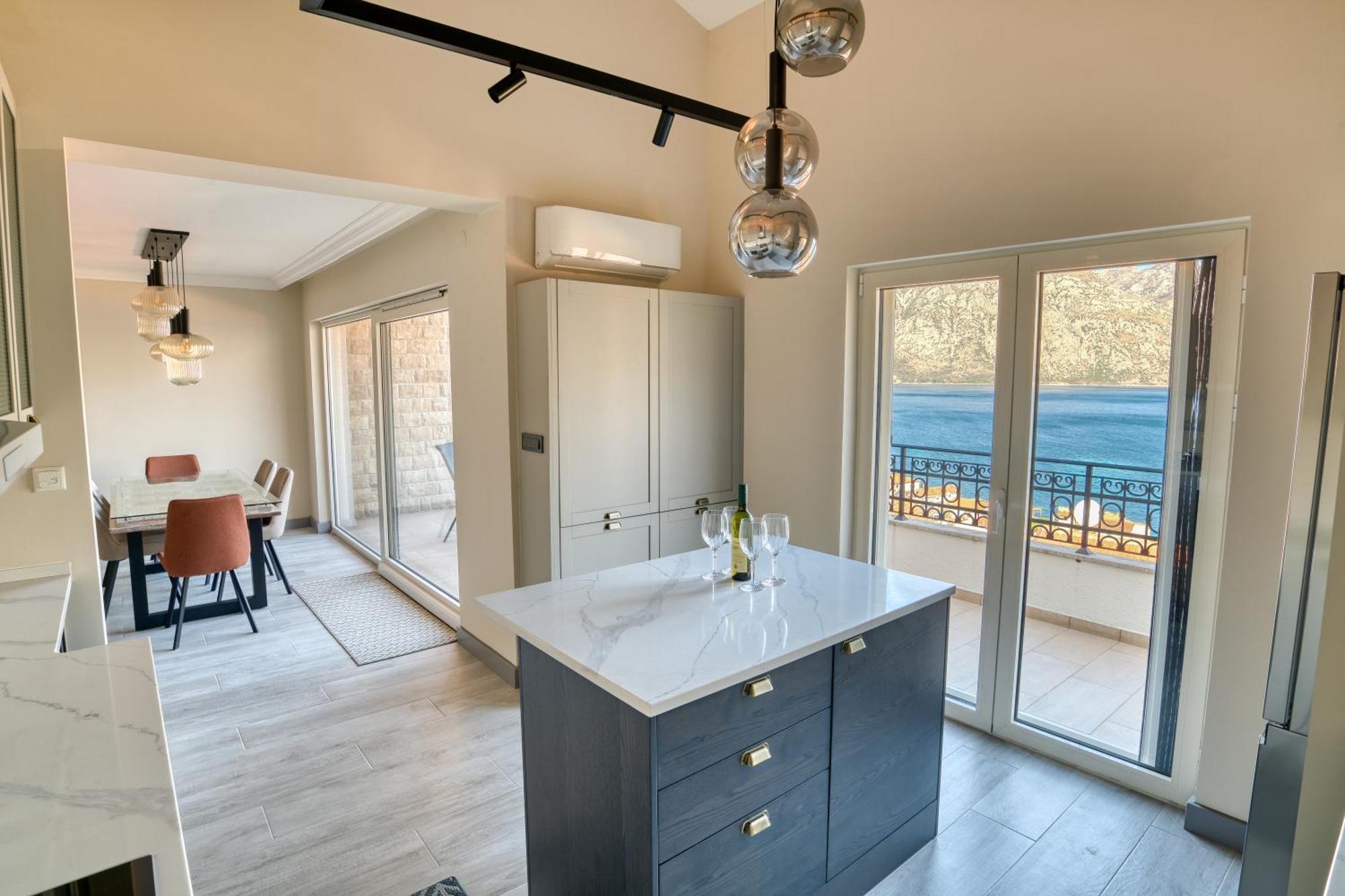 Luxurious 3-Bedroom Apartment By Mn Property Kotor Zewnętrze zdjęcie