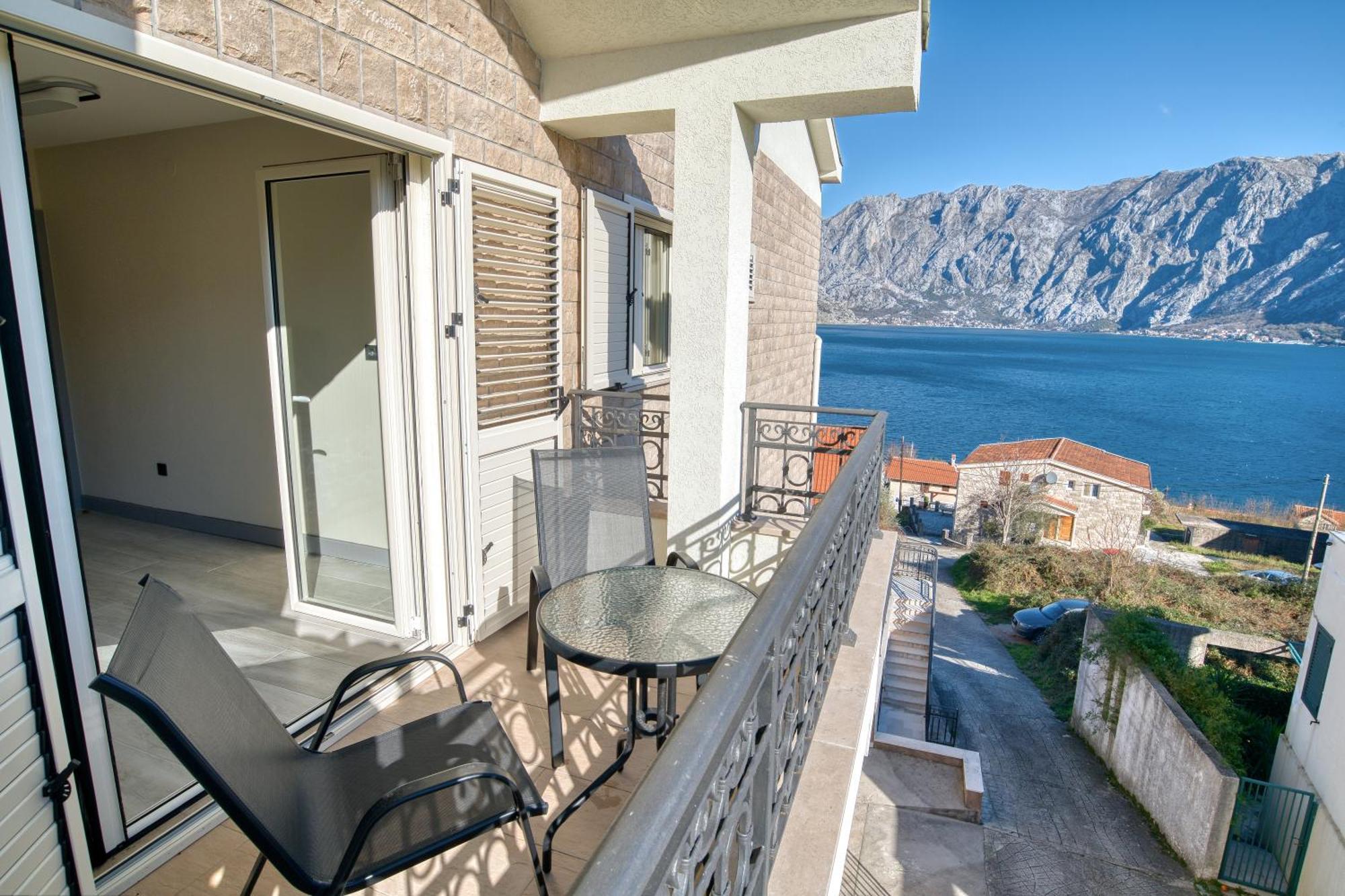 Luxurious 3-Bedroom Apartment By Mn Property Kotor Zewnętrze zdjęcie