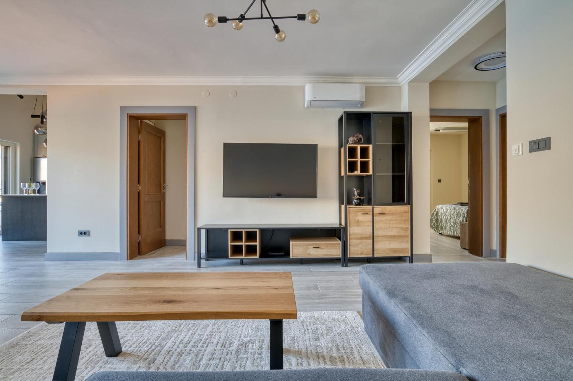 Luxurious 3-Bedroom Apartment By Mn Property Kotor Zewnętrze zdjęcie